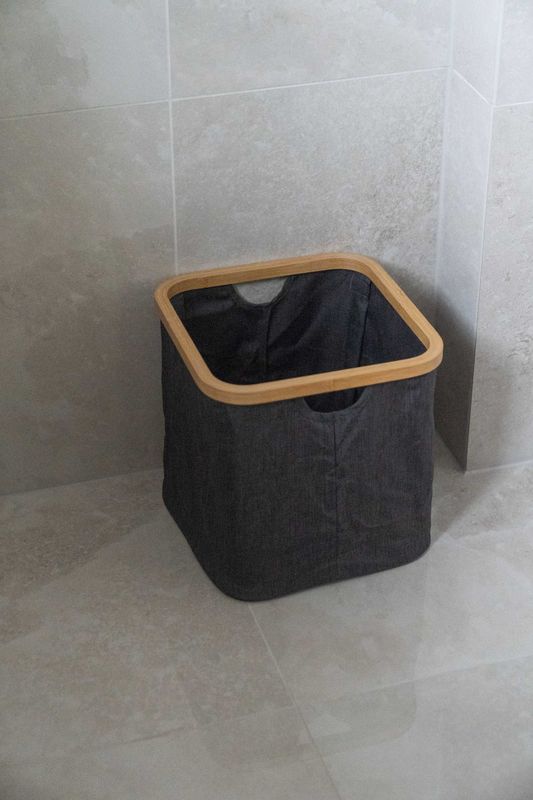 Korg av bambu 30x30cm