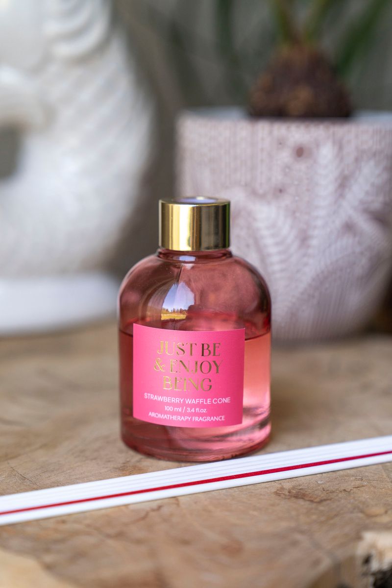 Doftpinnar 100ml - Strawberry Waffle