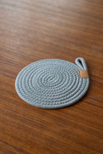 Huvudbild Grytunderlägg 20cm - Ljusgrå