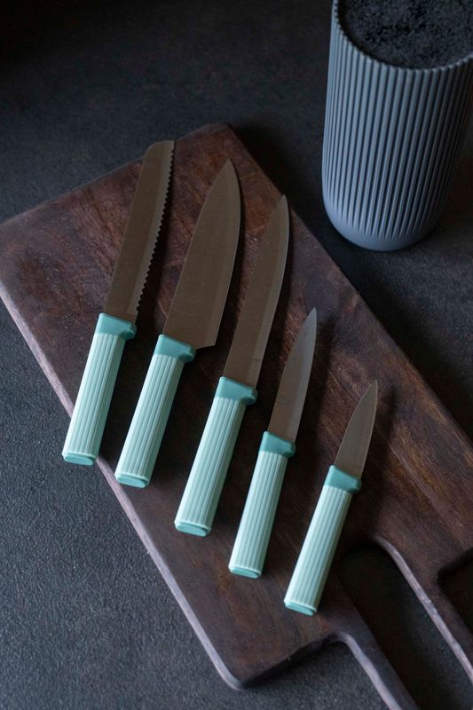 Knivset m/behållare Grön