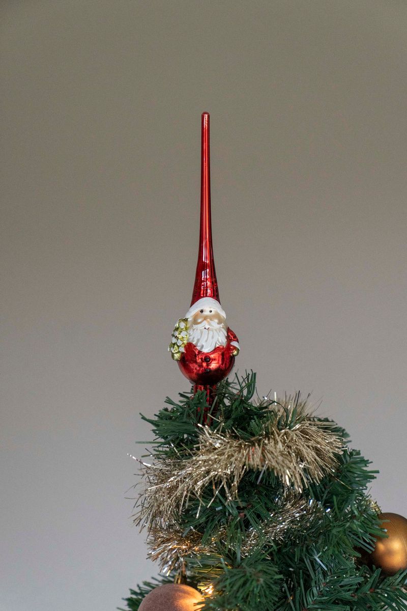 Trädtoppar - Röd Tomte 25cm