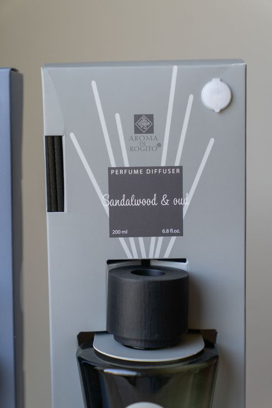 Doftpinnar - Sandalwood and Oud 200ml