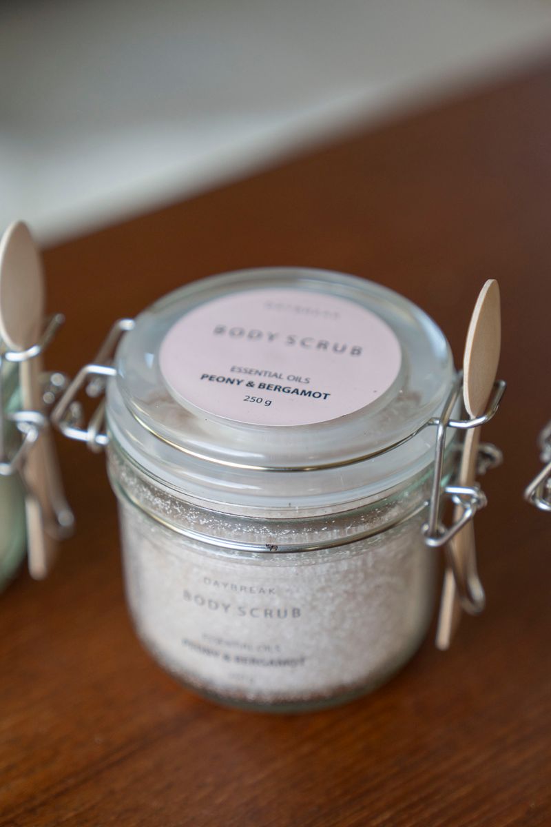 Daybreak Skrubb - Peoni Bergamot