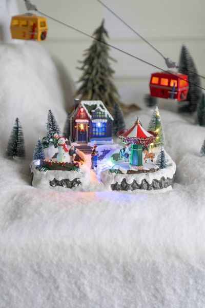 Huvudbild Julby - Hus og Snögubbe